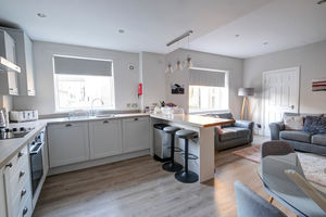 Photo 7- click for photo gallery